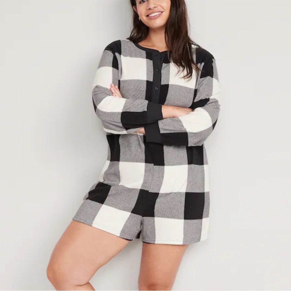Old Navy Fleece Henley Pajamas Romper Black Buffalo Check XL